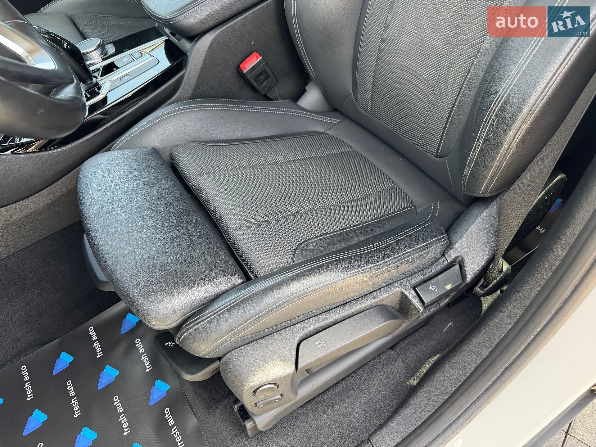 BMW X3 2021 VIN WBA35BG050N086325 фото оголошення 18 з 40