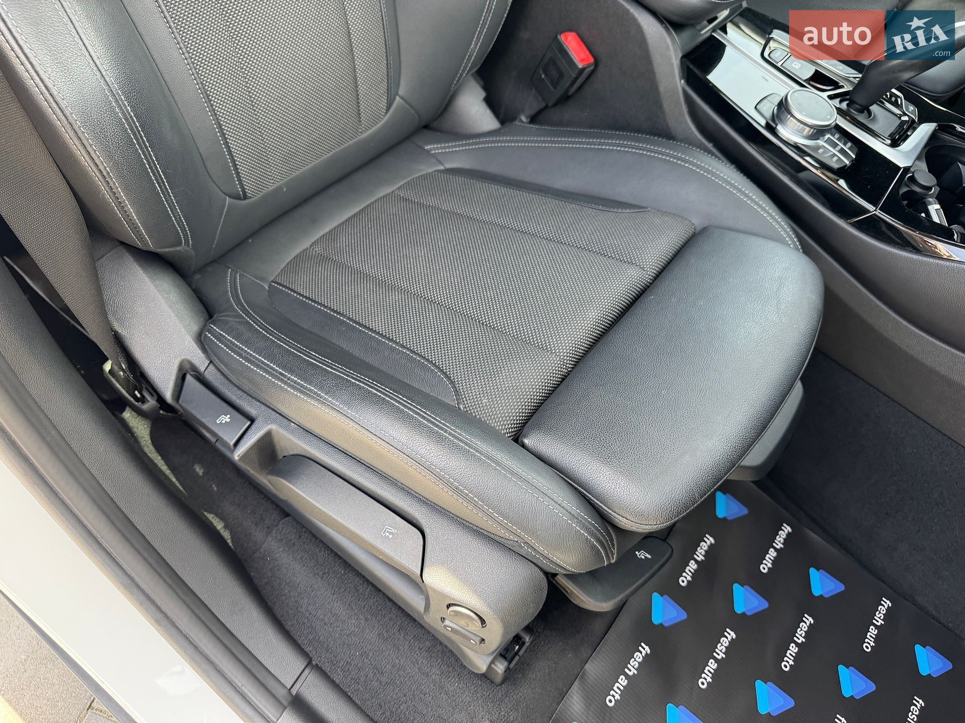 BMW X3 2021 VIN WBA35BG050N086325 фото оголошення 38 з 40
