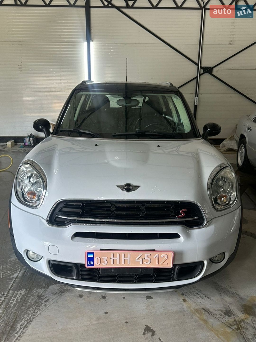 Mini Cooper 2015 VIN WMWZC5C54FWM18986 фото оголошення 2 з 7
