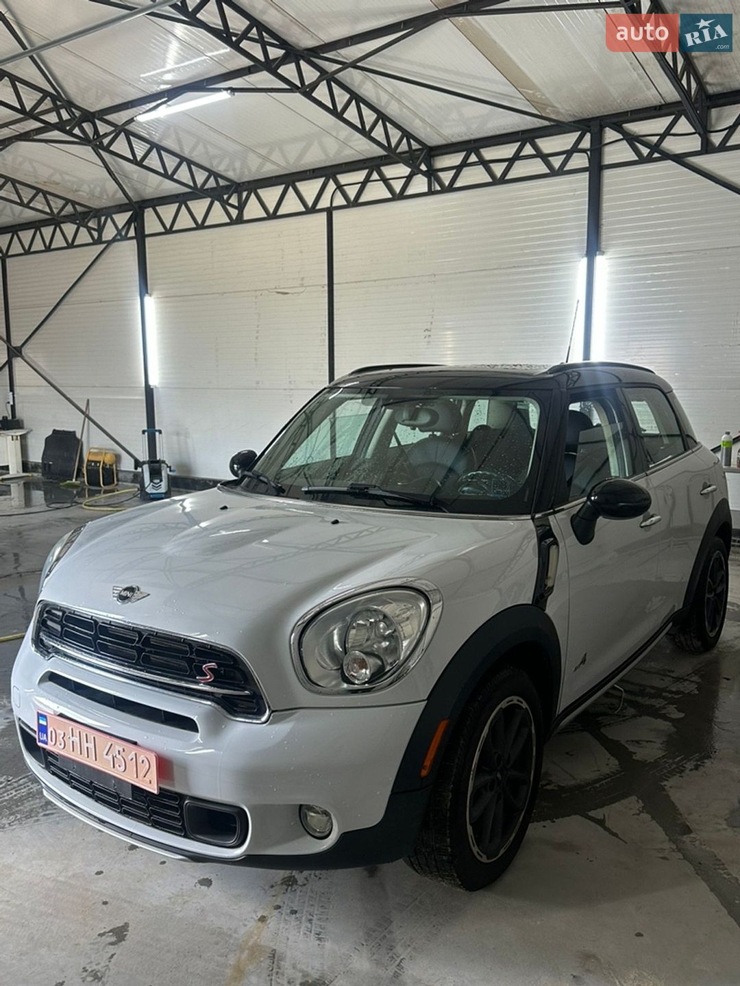 Mini Cooper 2015 VIN WMWZC5C54FWM18986 фото оголошення 3 з 7