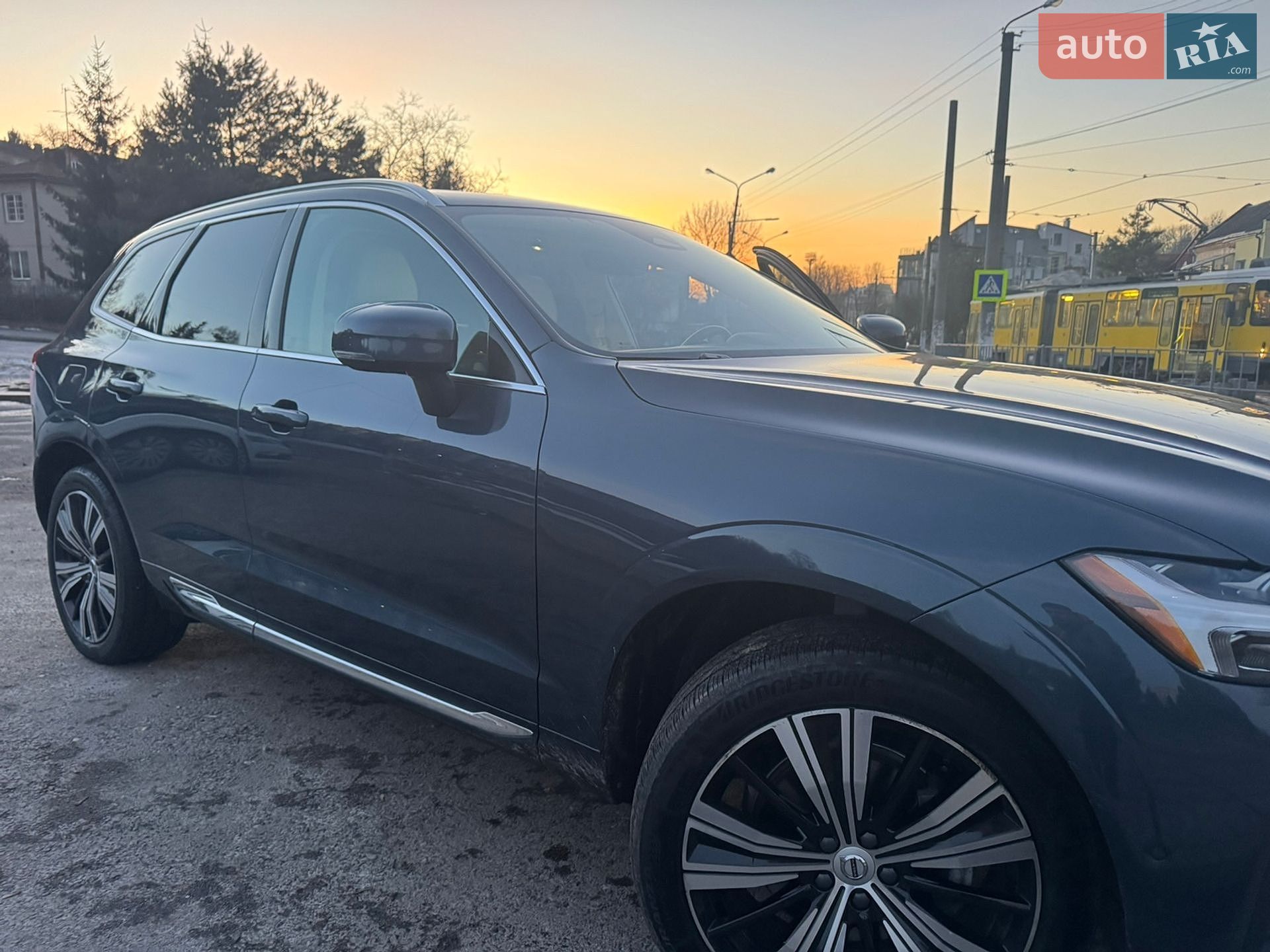 Volvo Xc60 2022 VIN YV4L12RN2P1289100 фото оголошення 2 з 9