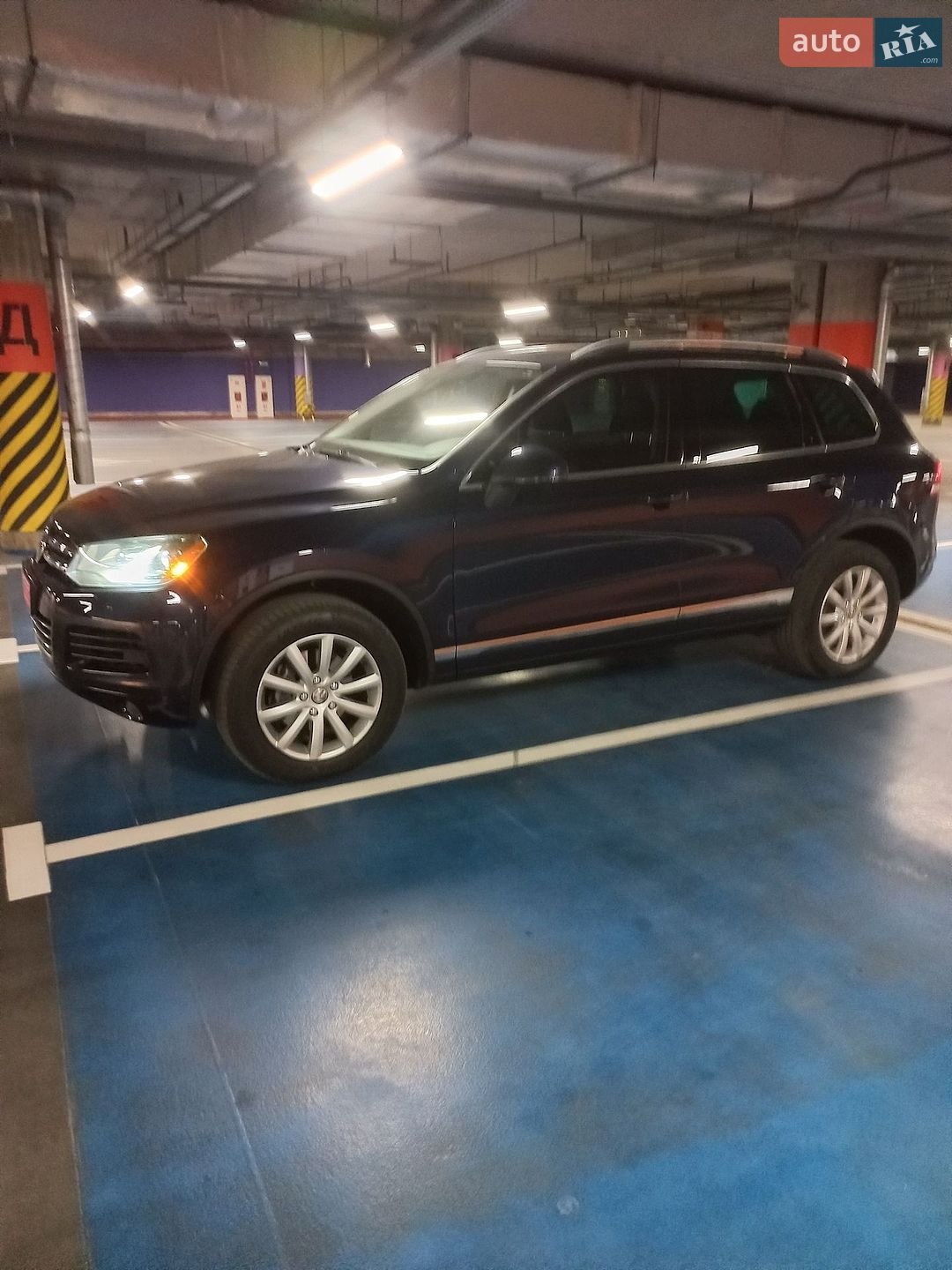 Volkswagen Touareg 2012 VIN WVGFK9BP8CD001800 фото оголошення 8 з 10