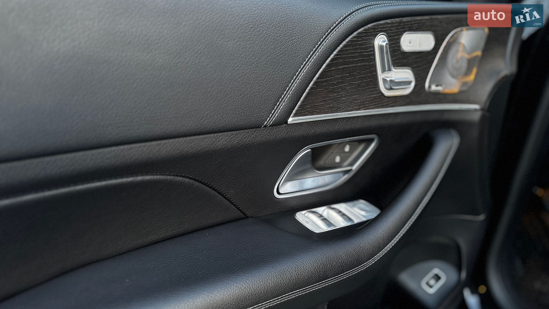 Mercedes-Benz GLE-Class 2022 VIN W1N1671191A698896 фото оголошення 40 з 42