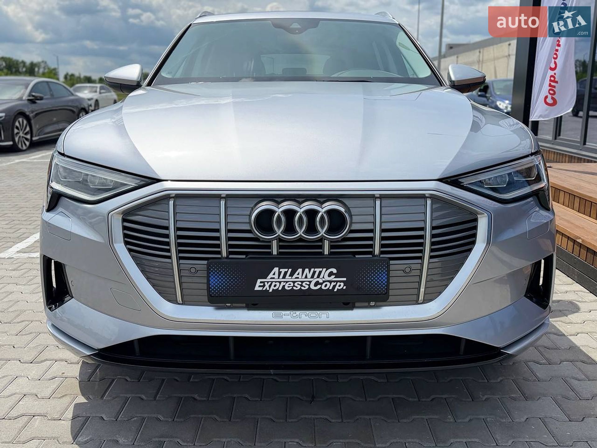 Audi e-tron 2022 VIN WA1AAAGE9NB023971 фото оголошення 7 з 25