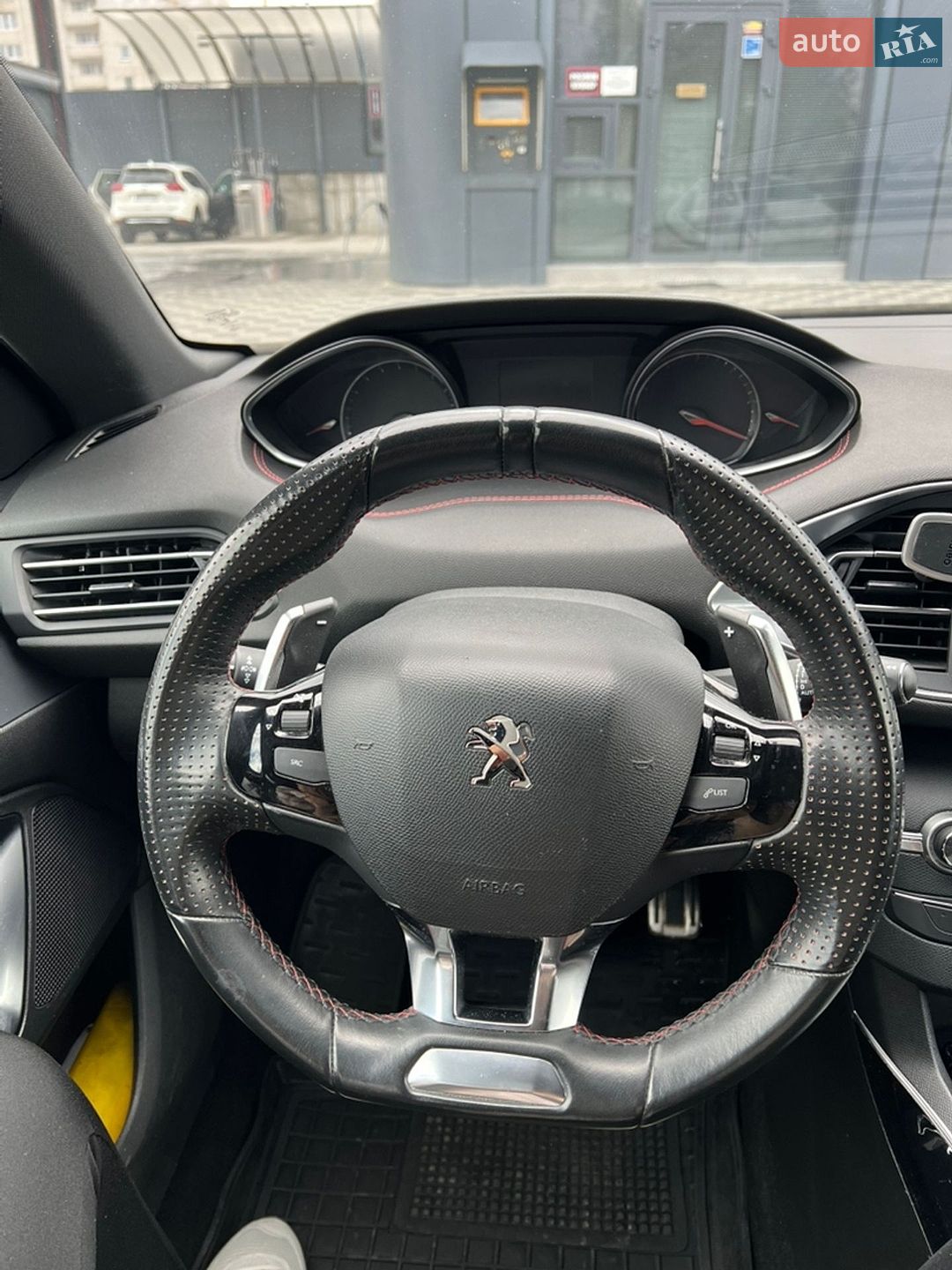 Peugeot 308 2018 VIN VF3LCYHZRJS322089 фото оголошення 14 з 15