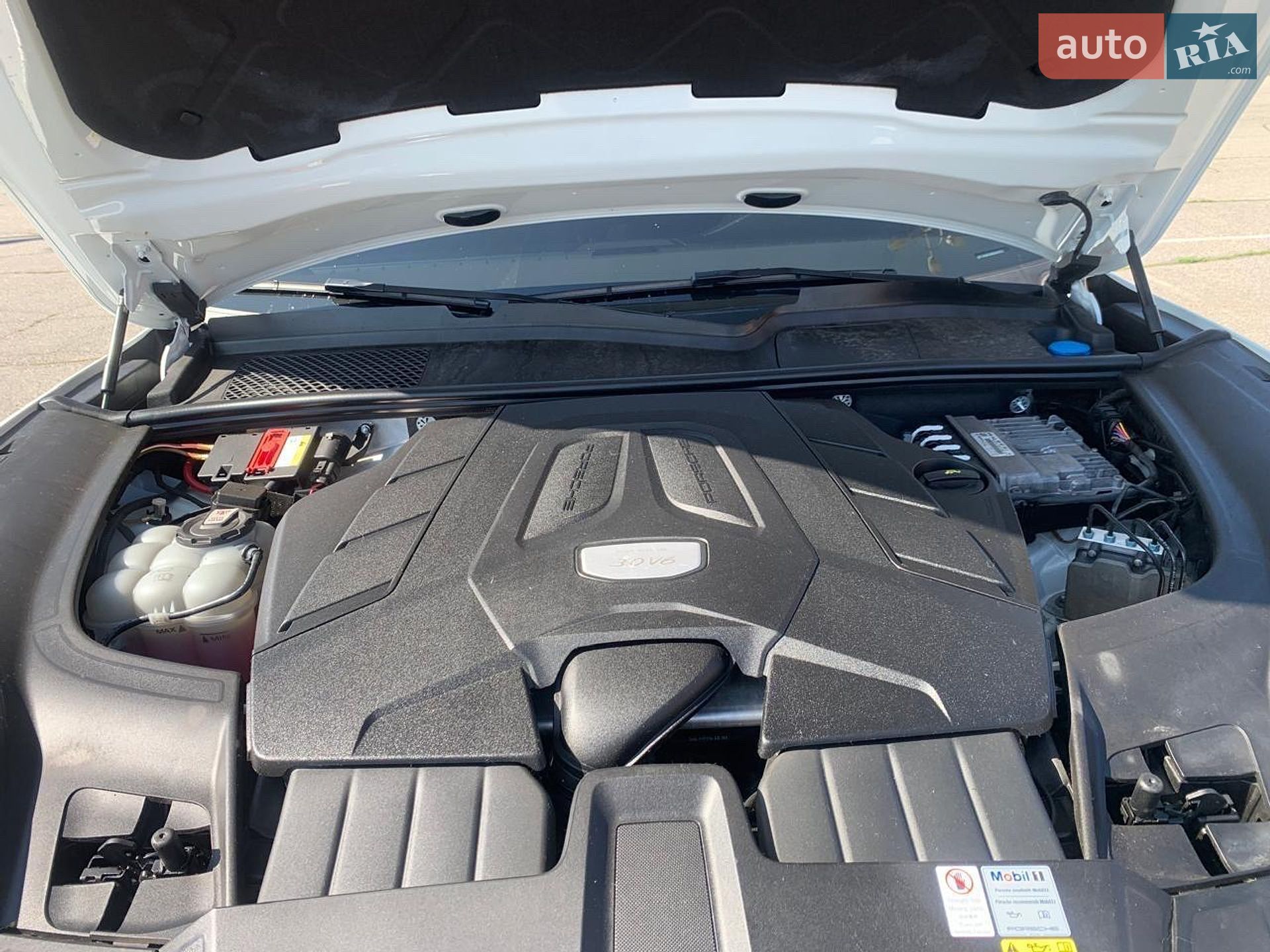 Porsche Cayenne 2021 VIN WP1AA2AY6NDA00603 фото оголошення 12 з 18