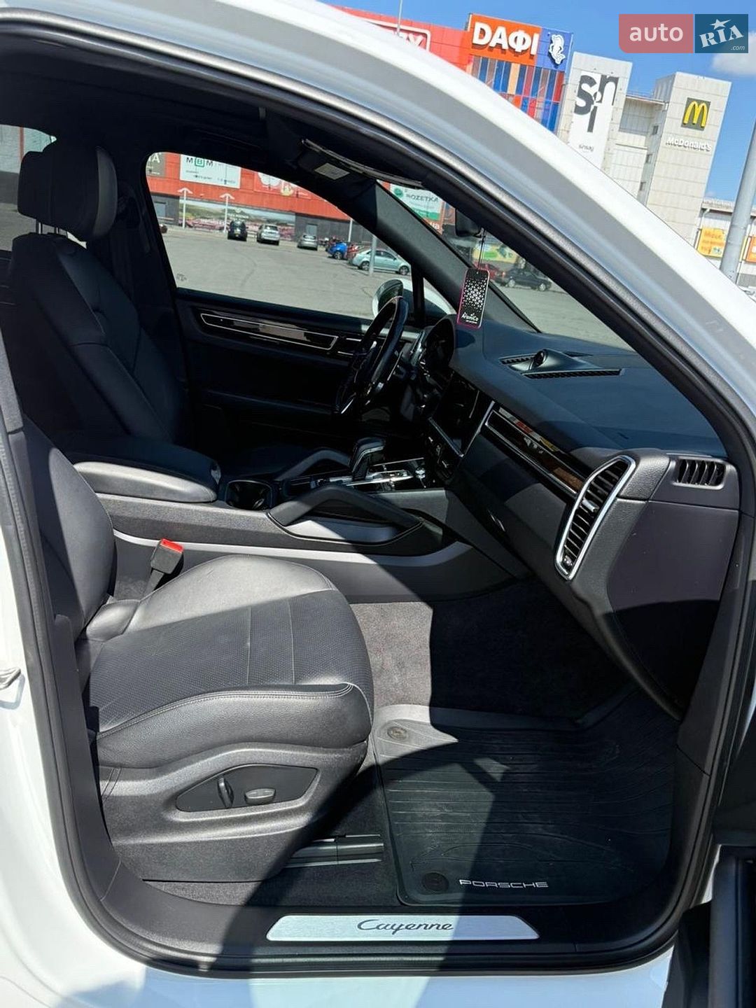 Porsche Cayenne 2021 VIN WP1AA2AY6NDA00603 фото оголошення 17 з 18