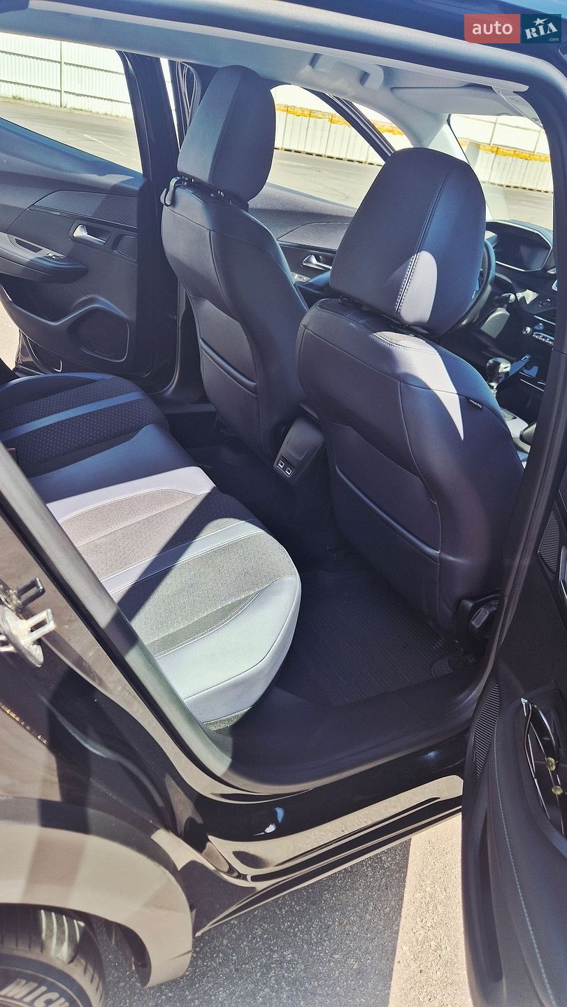 Peugeot 2008 2019 VIN VR3USHNSKKJ888930 фото оголошення 14 з 17