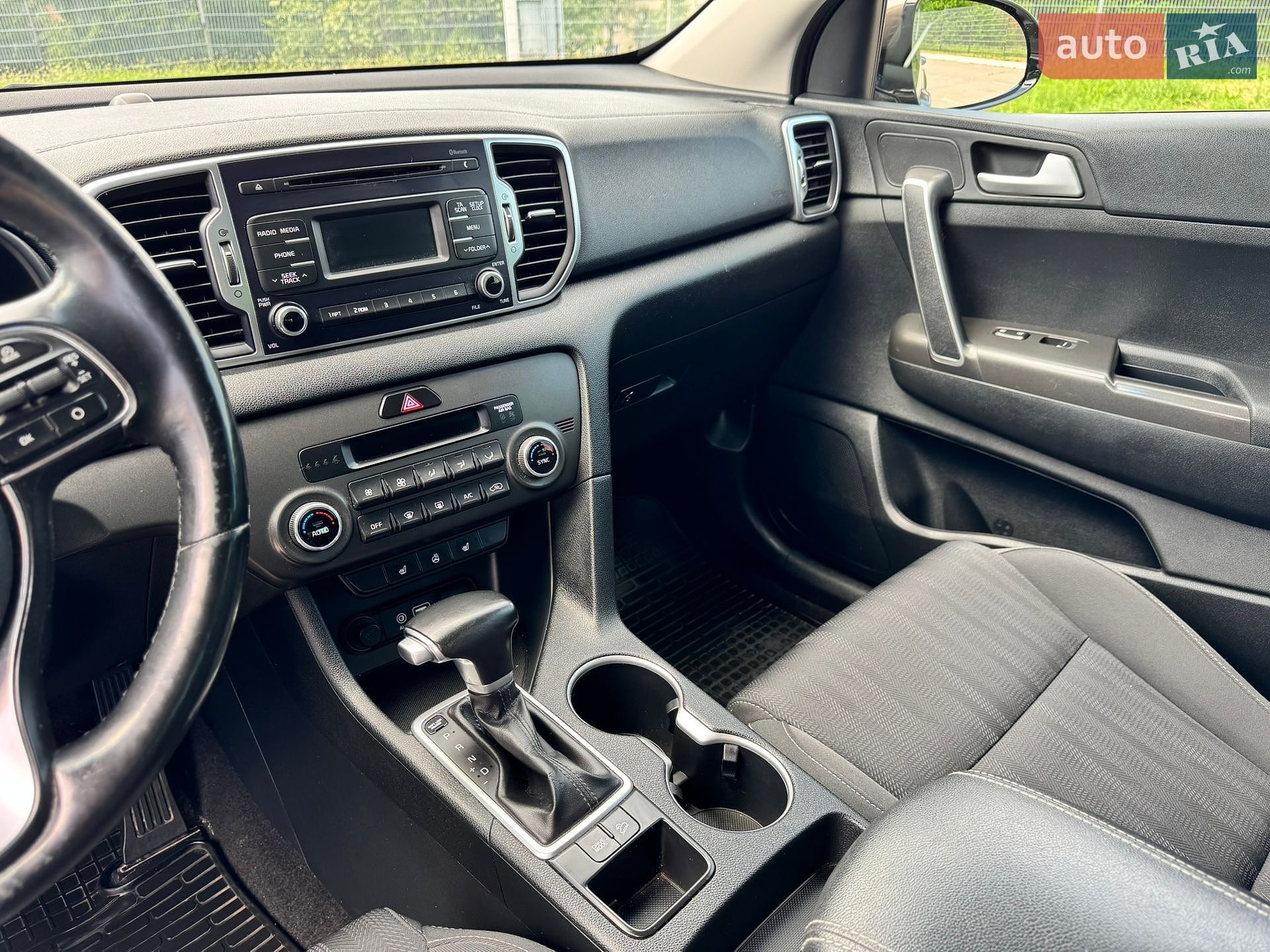 Kia Sportage 2017 VIN U5YPG81ABHL408931 фото оголошення 14 з 33