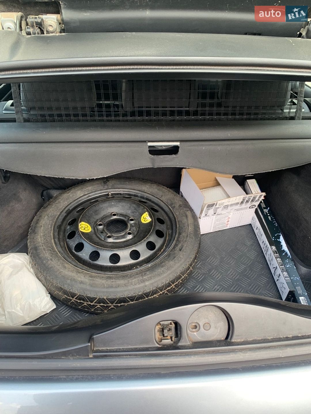 BMW 3 Series 2005 VIN WBAEX31070PP65048 фото оголошення 16 з 21