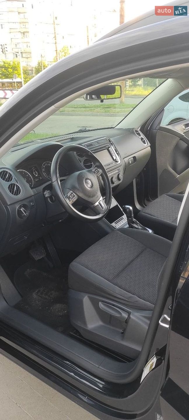 Volkswagen Tiguan 2015 VIN WVGAV7AX7FW603149 фото оголошення 10 з 19