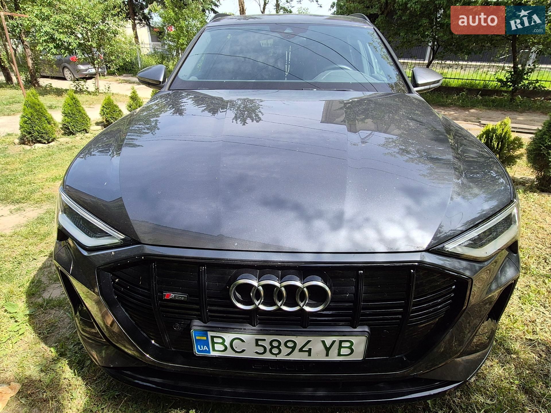 Audi e-tron 2019 VIN WAUZZZGEXLB016814 фото оголошення 16 з 23