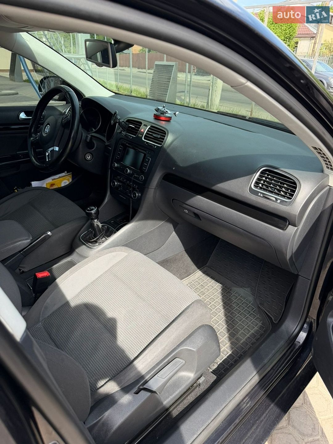 Volkswagen Golf 2010 VIN WVWZZZ1KZAM650433 фото оголошення 16 з 32