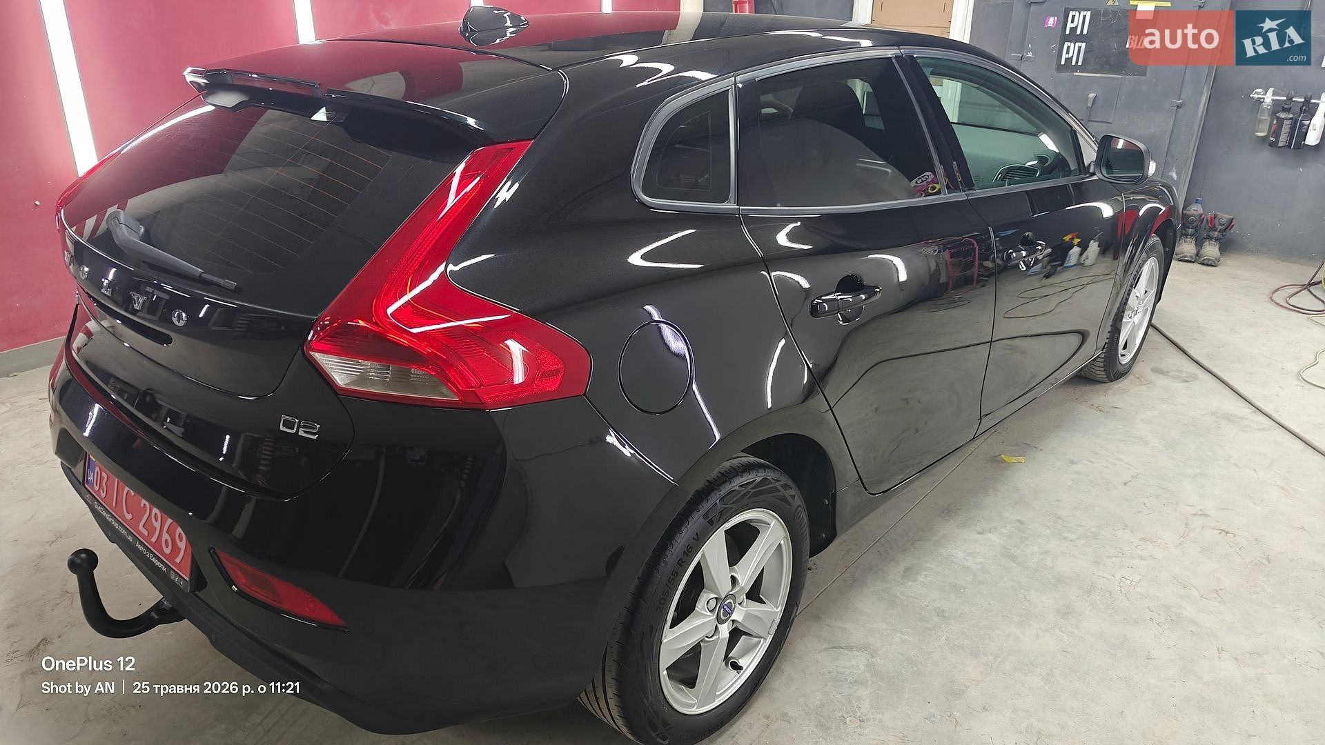 Volvo V40 2018 VIN YV1MV7480J2506668 фото оголошення 7 з 48