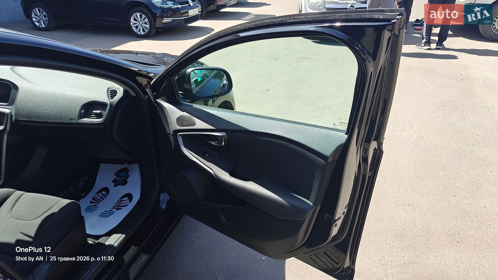Volvo V40 2018 VIN YV1MV7480J2506668 фото оголошення 30 з 48