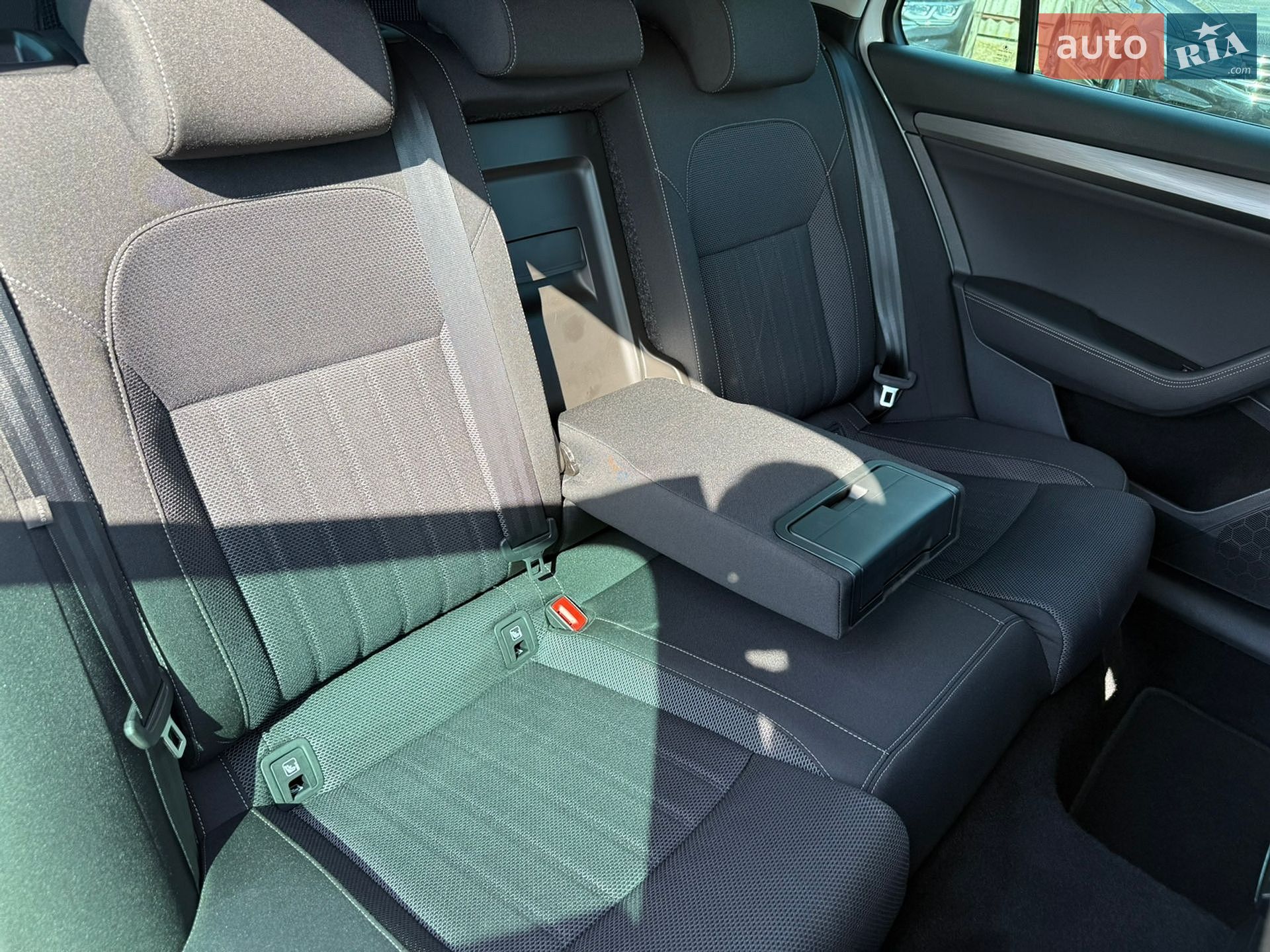 Skoda Superb 2022 VIN TMBJR9NP1N7052806 фото оголошення 45 з 95