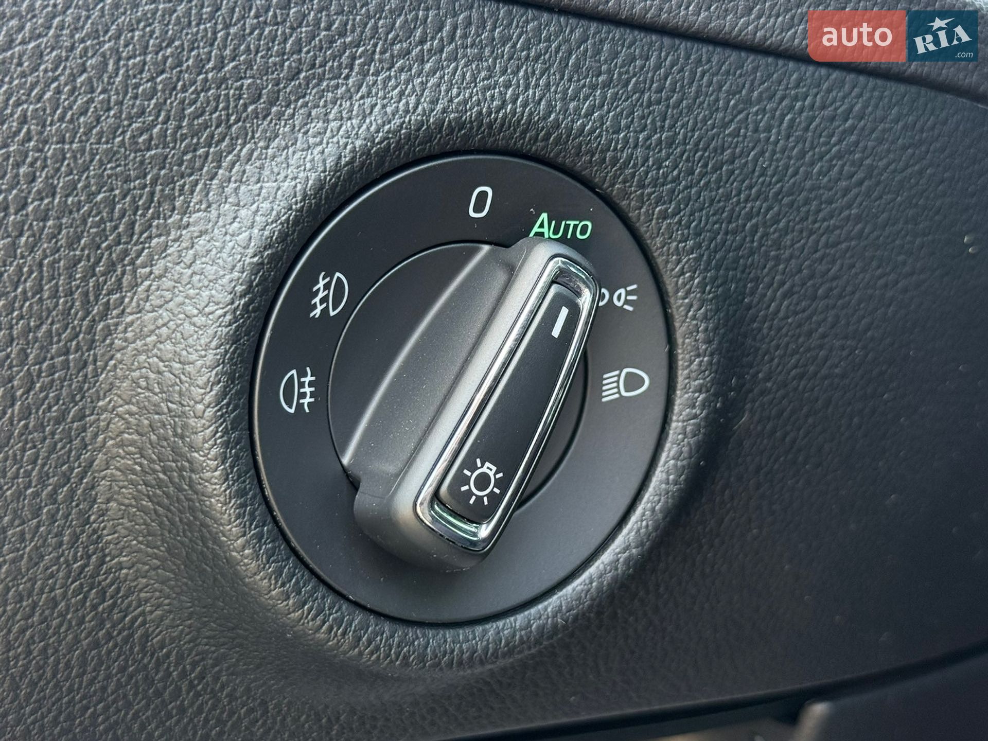 Skoda Superb 2022 VIN TMBJR9NP1N7052806 фото оголошення 60 з 95