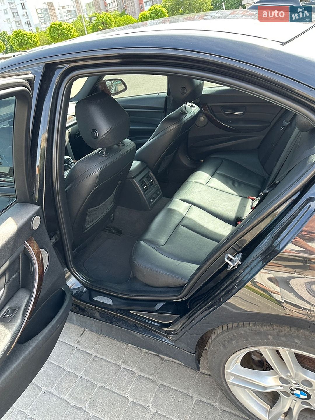 BMW 3 Series 2012 VIN WBA3B5C50DF591734 фото оголошення 12 з 34