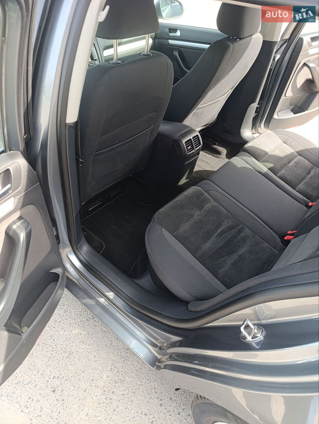 Volkswagen Golf 2010 VIN WVWZZZ1KZAM686681 фото оголошення 17 з 26