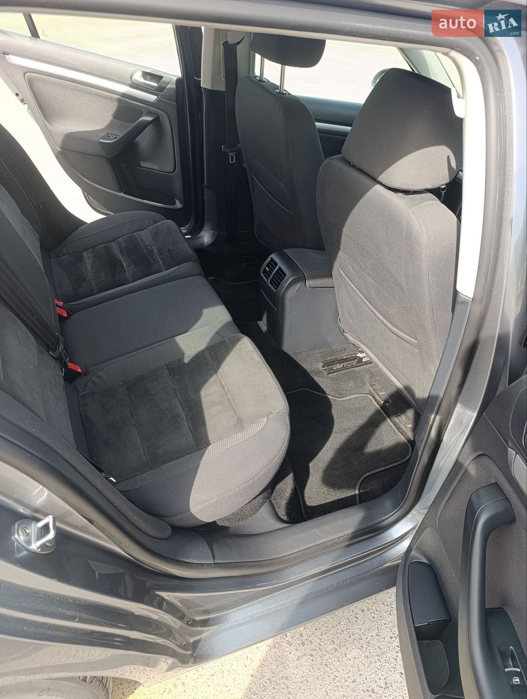 Volkswagen Golf 2010 VIN WVWZZZ1KZAM686681 фото оголошення 21 з 26