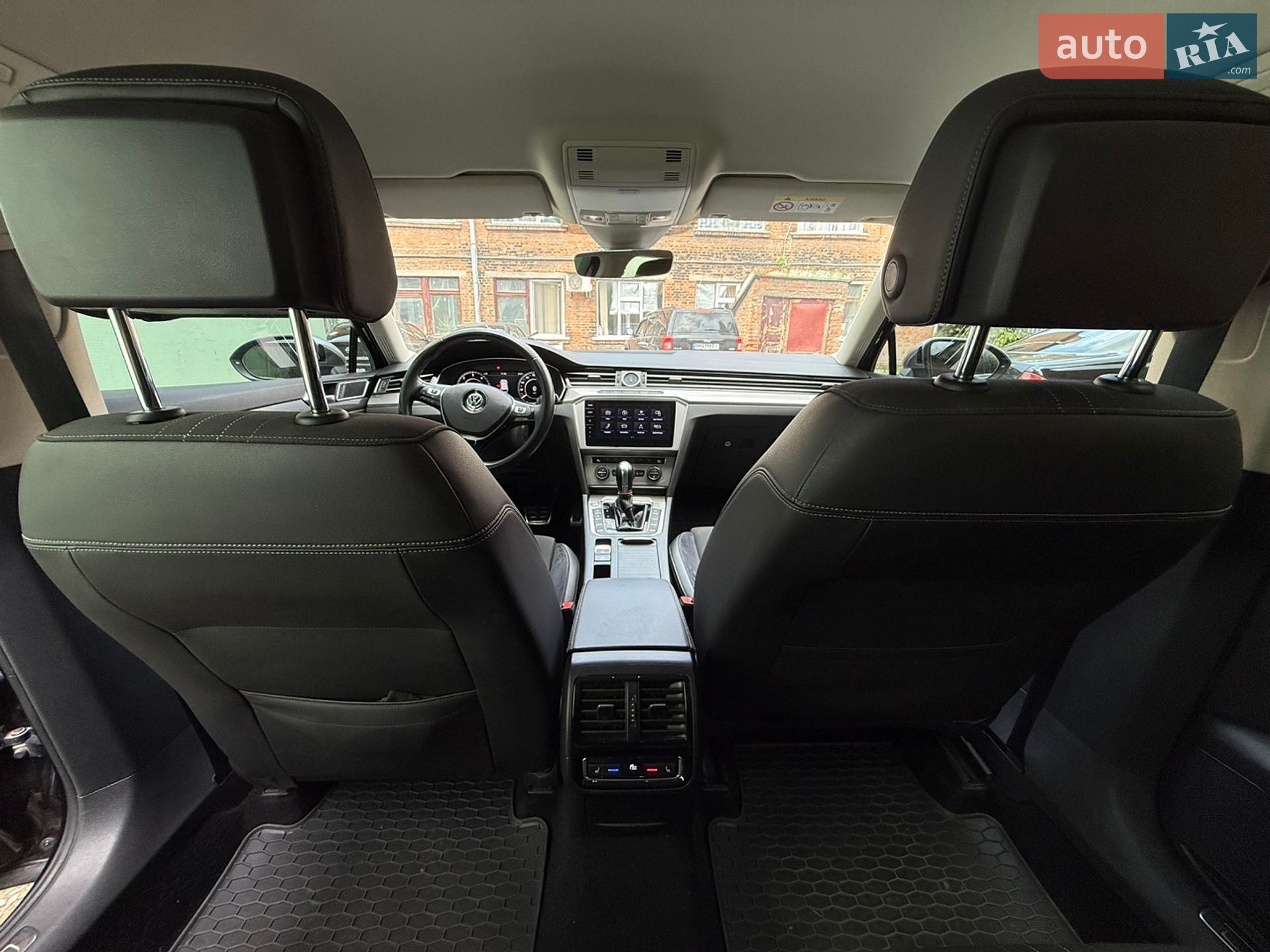 Volkswagen Passat Alltrack 2019 VIN WVWZZZ3CZKE200708 фото оголошення 21 з 27