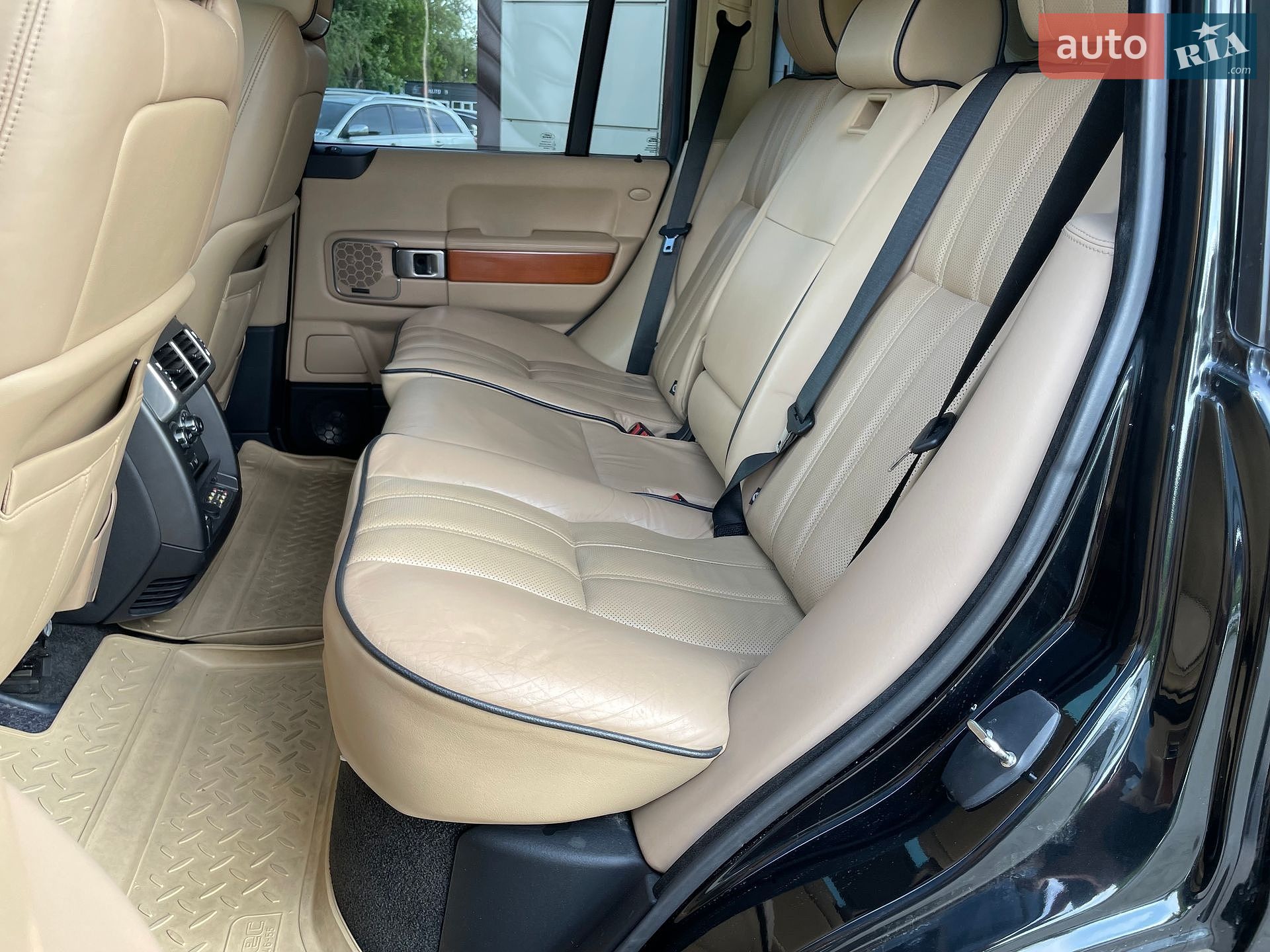 Land Rover Range Rover 2009 VIN SALLMAM24AA312171 фото оголошення 29 з 67