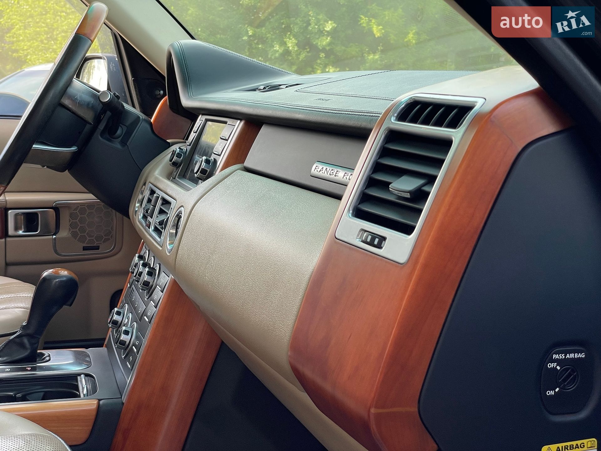 Land Rover Range Rover 2009 VIN SALLMAM24AA312171 фото оголошення 41 з 67