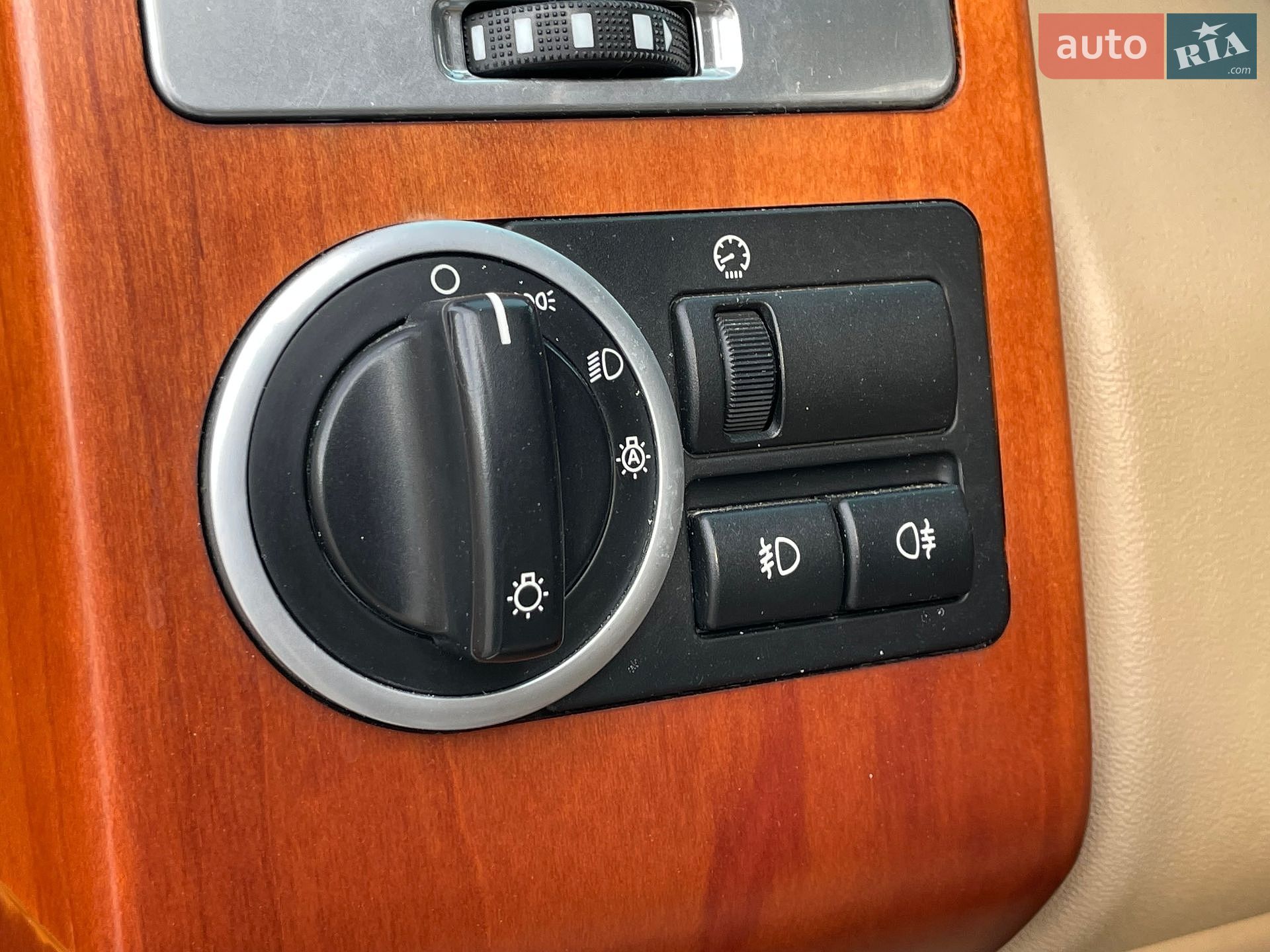Land Rover Range Rover 2009 VIN SALLMAM24AA312171 фото оголошення 51 з 67