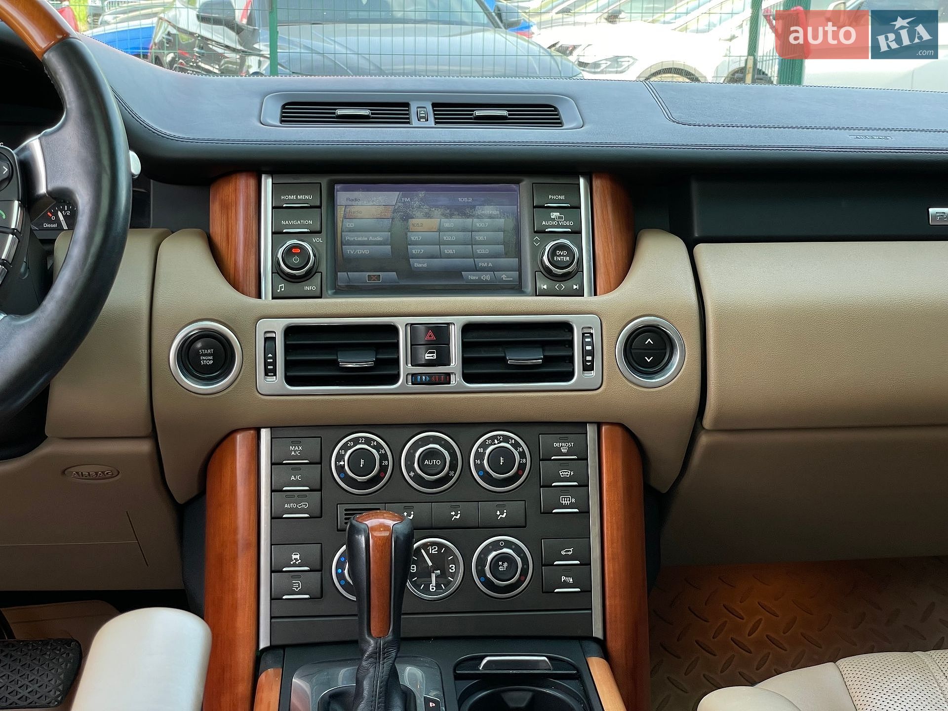 Land Rover Range Rover 2009 VIN SALLMAM24AA312171 фото оголошення 63 з 67