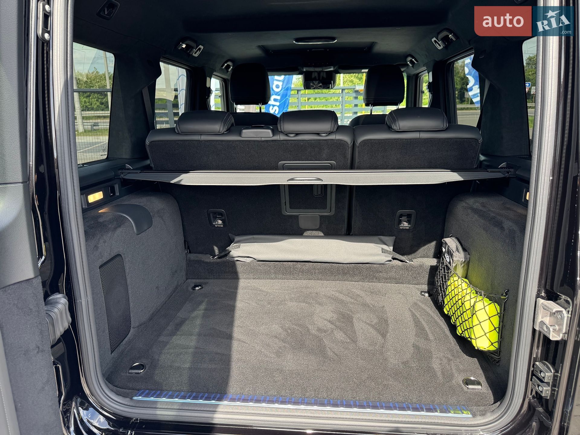 Mercedes-Benz G-Class 2025 VIN W1NWM0AB2SX059150 фото оголошення 33 з 42