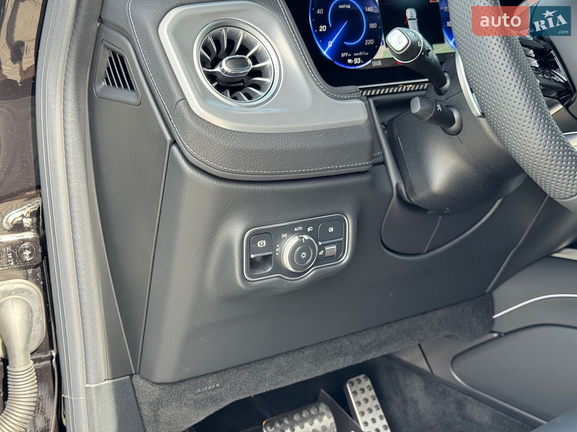Mercedes-Benz G-Class 2025 VIN W1NWM0AB2SX059150 фото оголошення 15 з 42