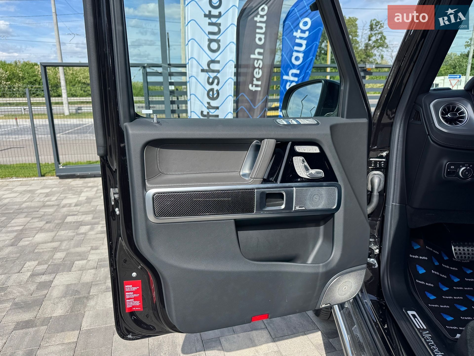 Mercedes-Benz G-Class 2025 VIN W1NWM0AB2SX059150 фото оголошення 13 з 42