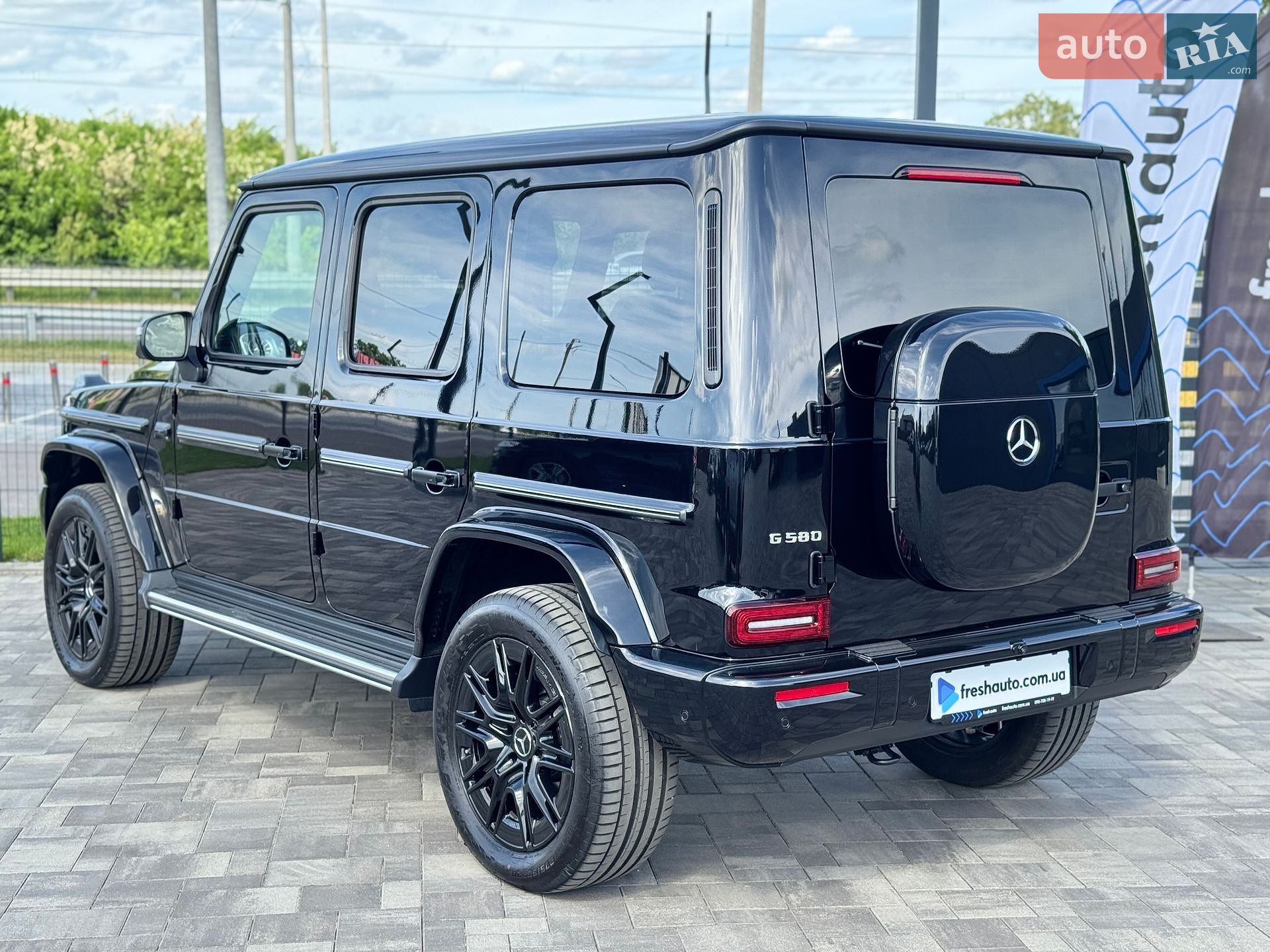 Mercedes-Benz G-Class 2025 VIN W1NWM0AB2SX059150 фото оголошення 9 з 42