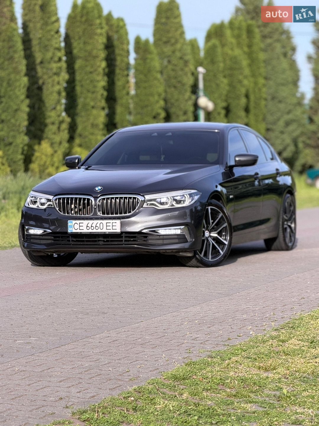 BMW 5 Series 2017 VIN WBAJD11020G877896 фото оголошення 6 з 85