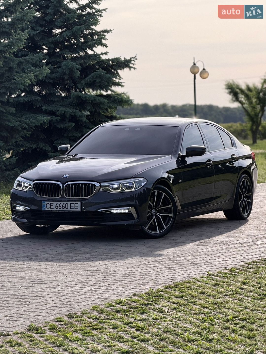 BMW 5 Series 2017 VIN WBAJD11020G877896 фото оголошення 9 з 85