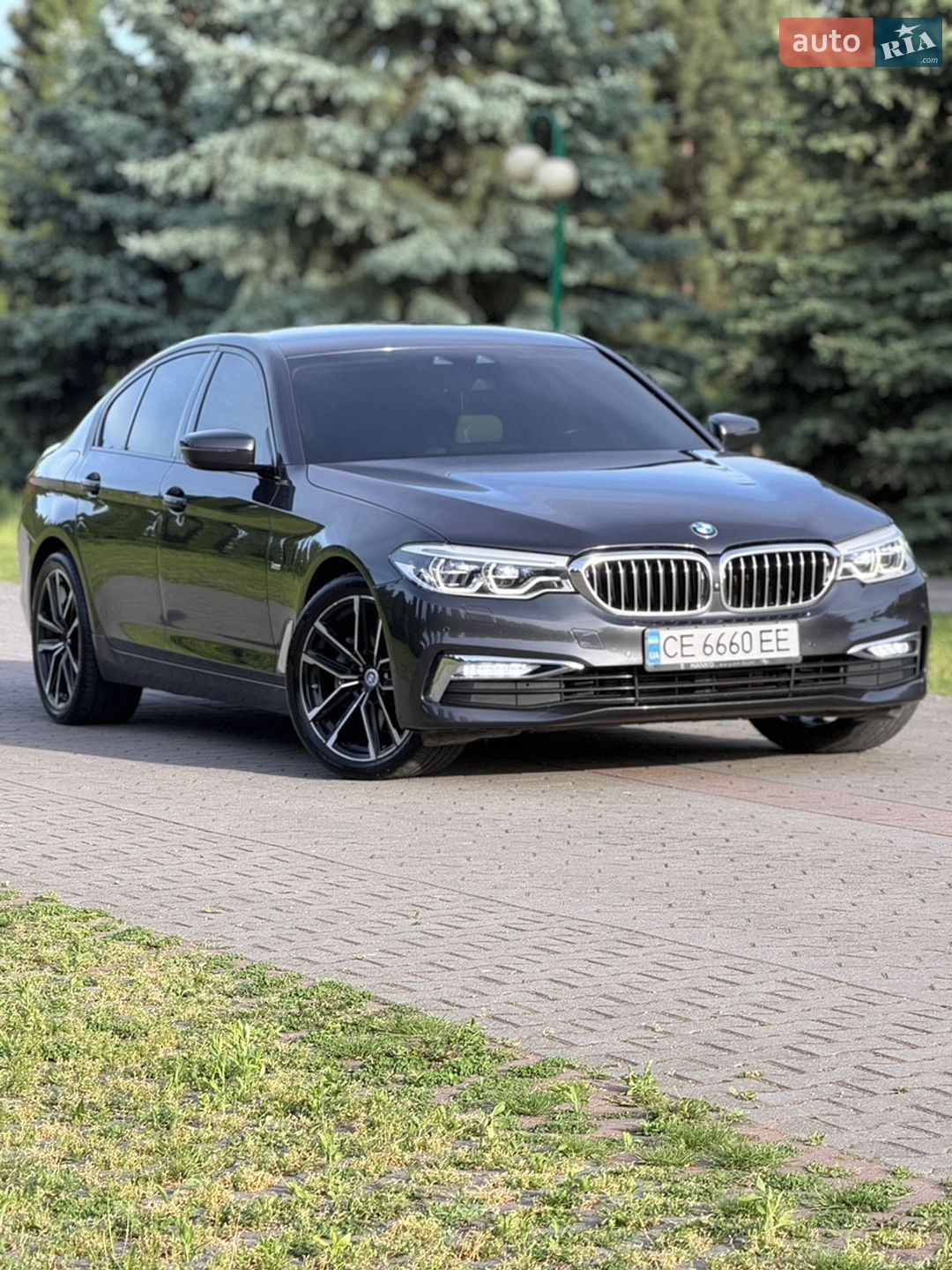 BMW 5 Series 2017 VIN WBAJD11020G877896 фото оголошення 16 з 85