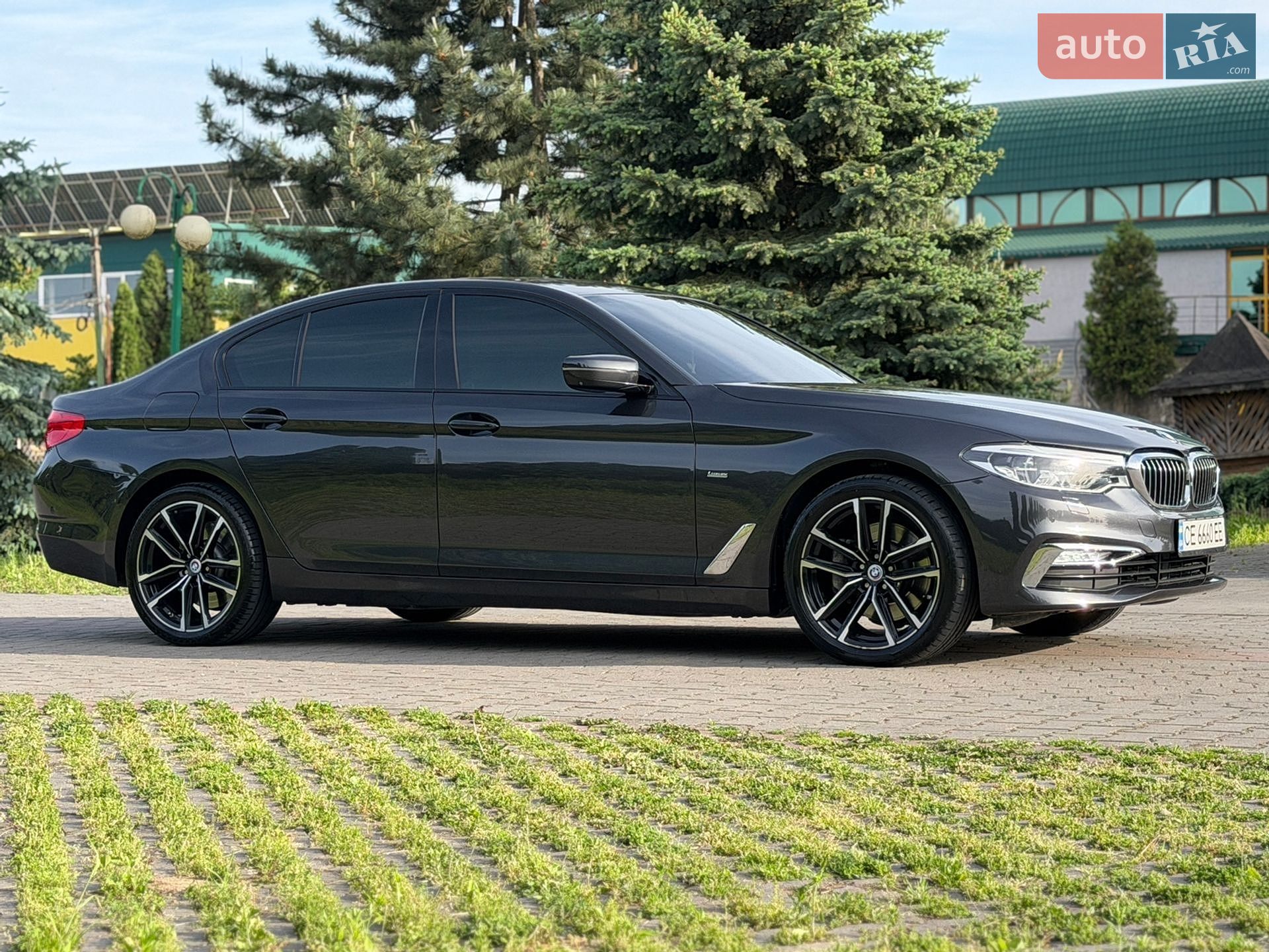 BMW 5 Series 2017 VIN WBAJD11020G877896 фото оголошення 28 з 85