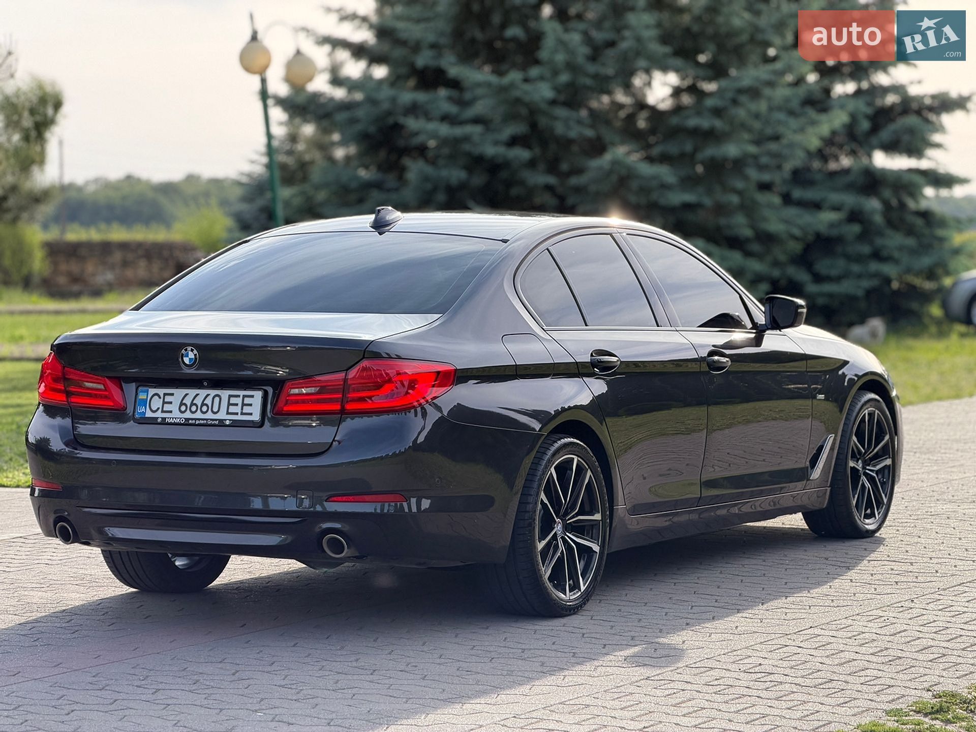 BMW 5 Series 2017 VIN WBAJD11020G877896 фото оголошення 31 з 85