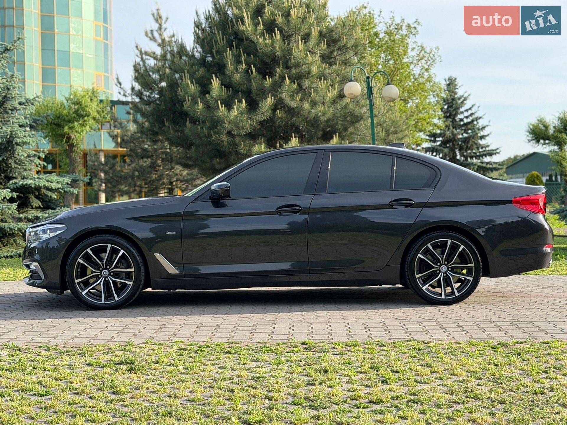 BMW 5 Series 2017 VIN WBAJD11020G877896 фото оголошення 46 з 85