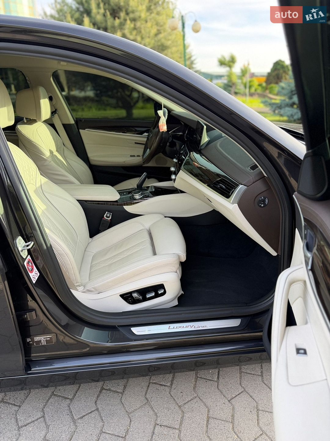 BMW 5 Series 2017 VIN WBAJD11020G877896 фото оголошення 65 з 85