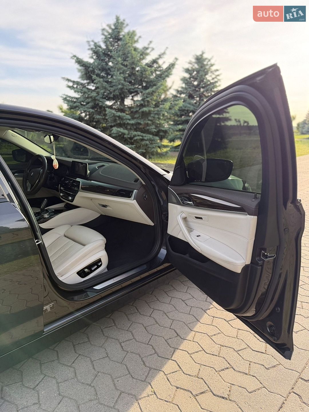 BMW 5 Series 2017 VIN WBAJD11020G877896 фото оголошення 75 з 85