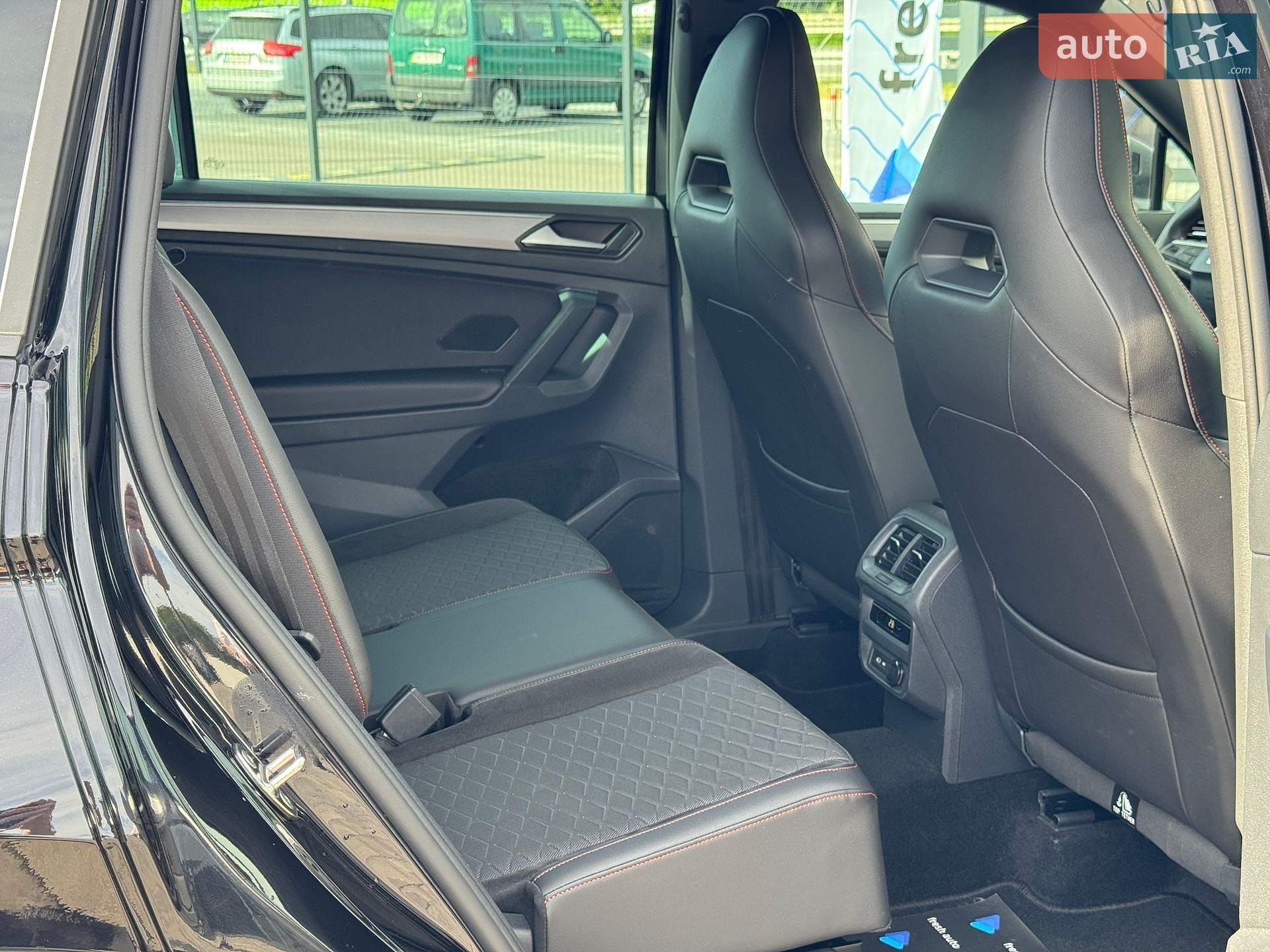 SEAT Tarraco 2022 VIN VSSZZZKNZNW009616 фото оголошення 14 з 41