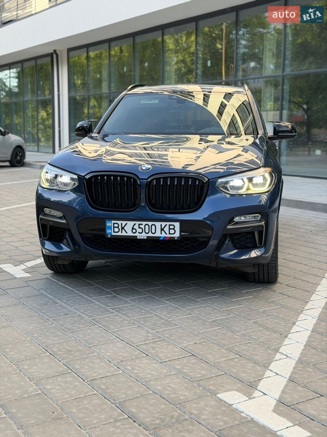 BMW X3 2019 VIN 5UXTS3C53KLR73227 фото оголошення 5 з 35