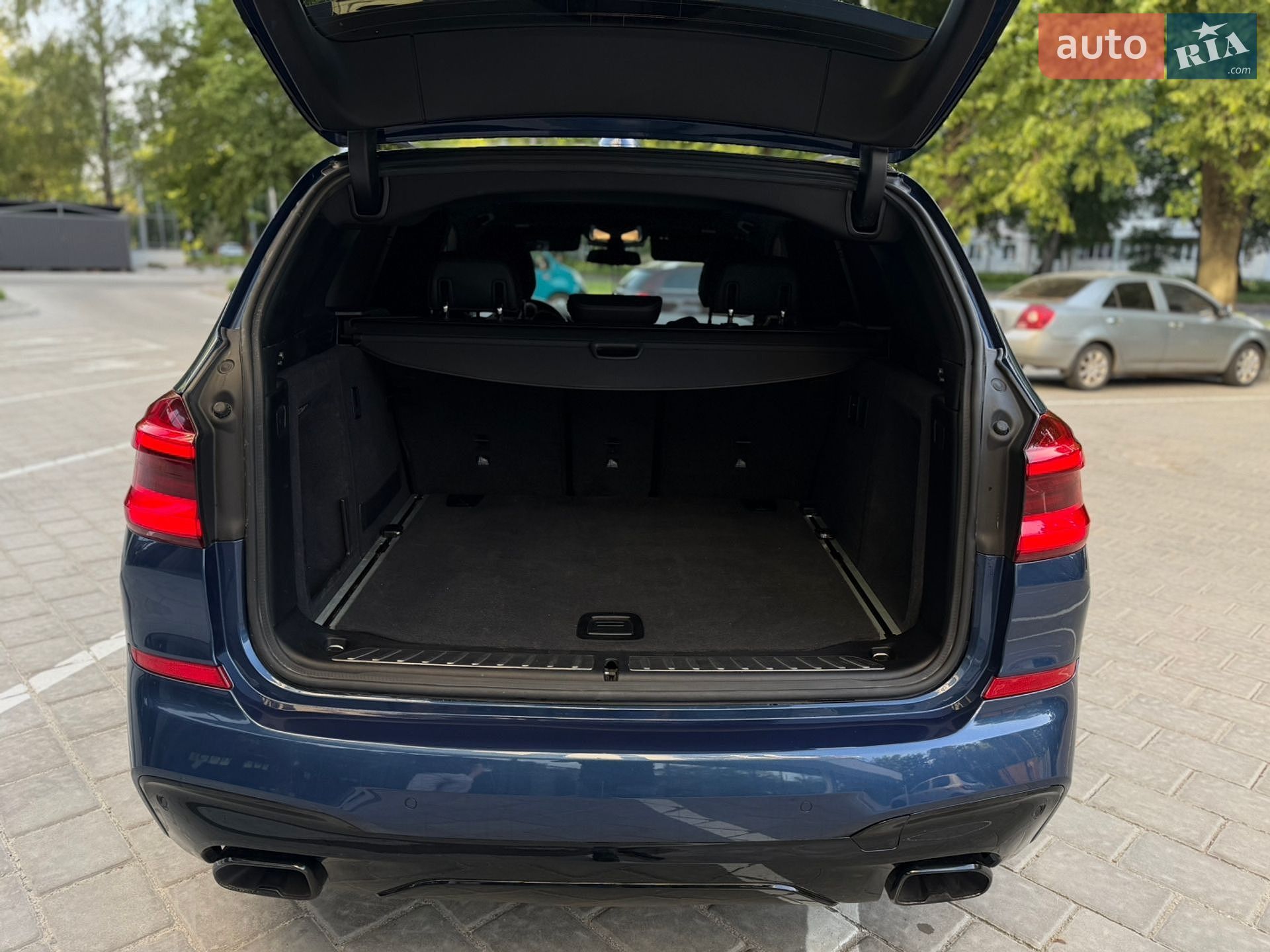 BMW X3 2019 VIN 5UXTS3C53KLR73227 фото оголошення 16 з 35