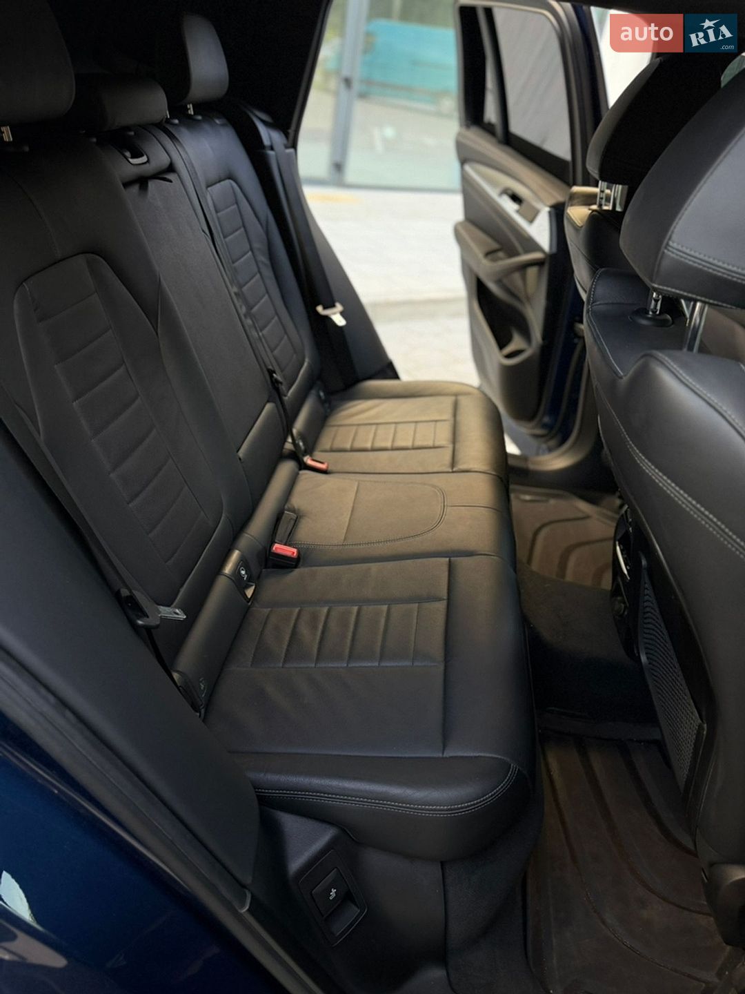 BMW X3 2019 VIN 5UXTS3C53KLR73227 фото оголошення 17 з 35