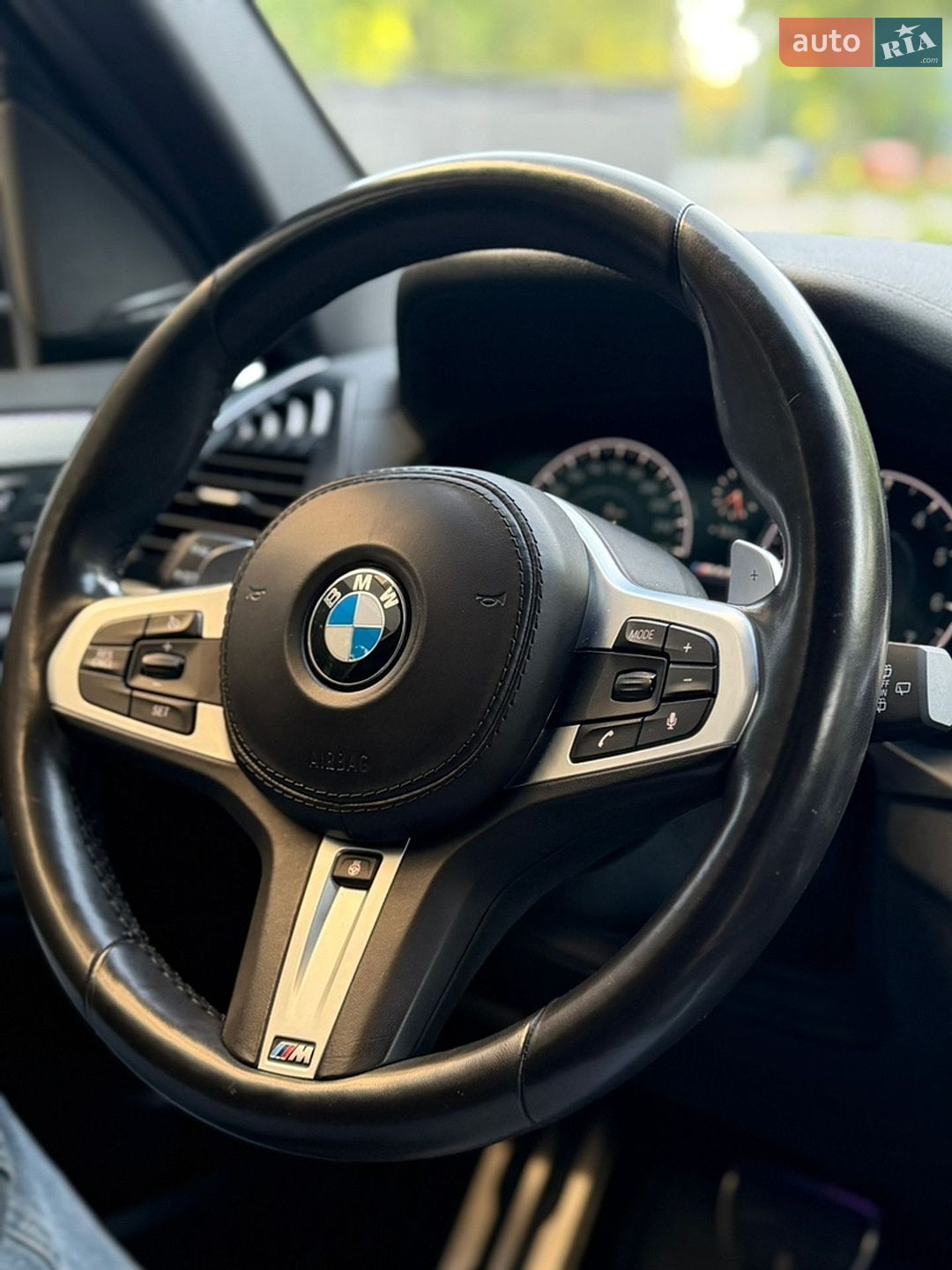 BMW X3 2019 VIN 5UXTS3C53KLR73227 фото оголошення 23 з 35