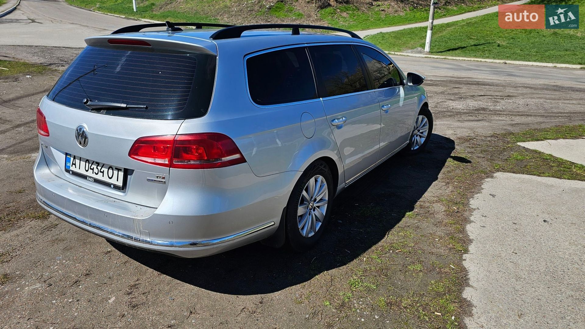 Volkswagen Passat 2013 VIN WVWZZZ3CZEE075351 фото оголошення 2 з 28
