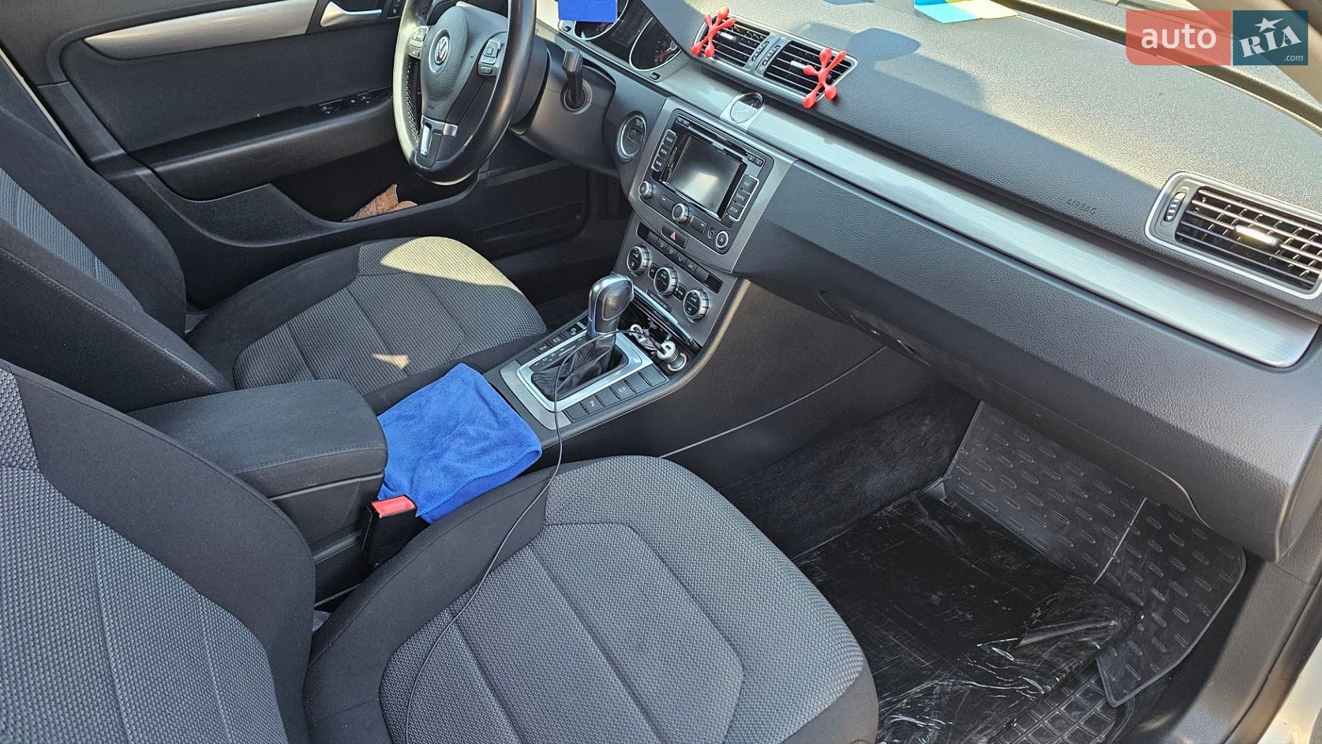 Volkswagen Passat 2013 VIN WVWZZZ3CZEE075351 фото оголошення 7 з 28