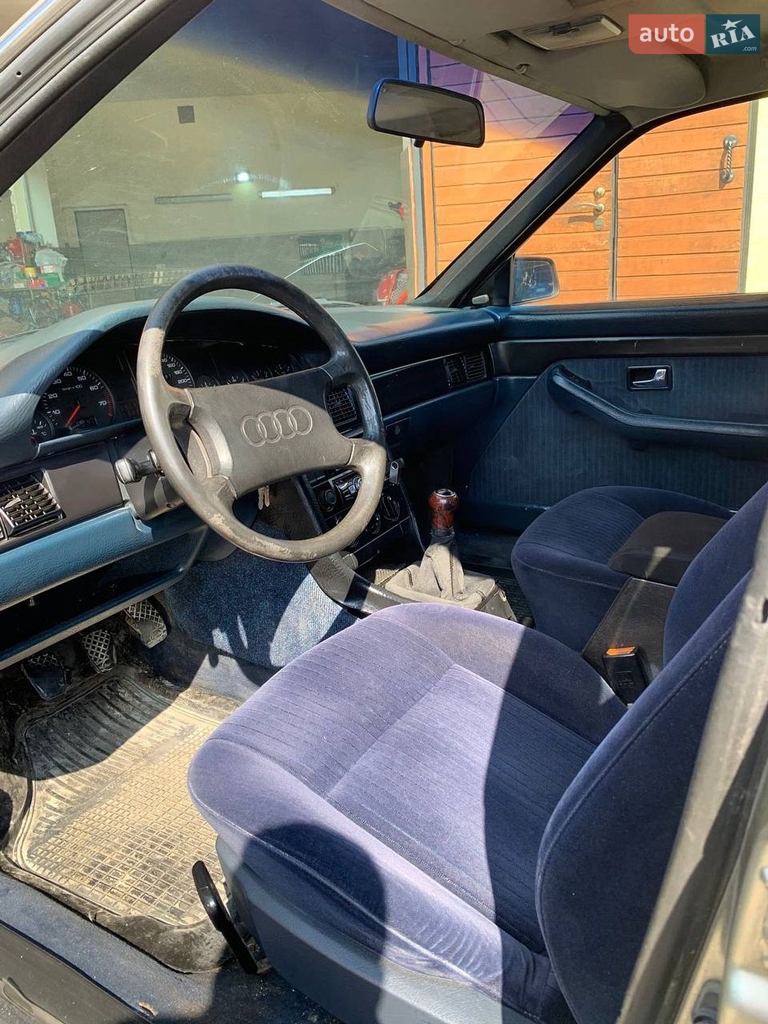 Audi 100 1988 VIN WAUZZZ44ZJN038373 фото оголошення 7 з 9