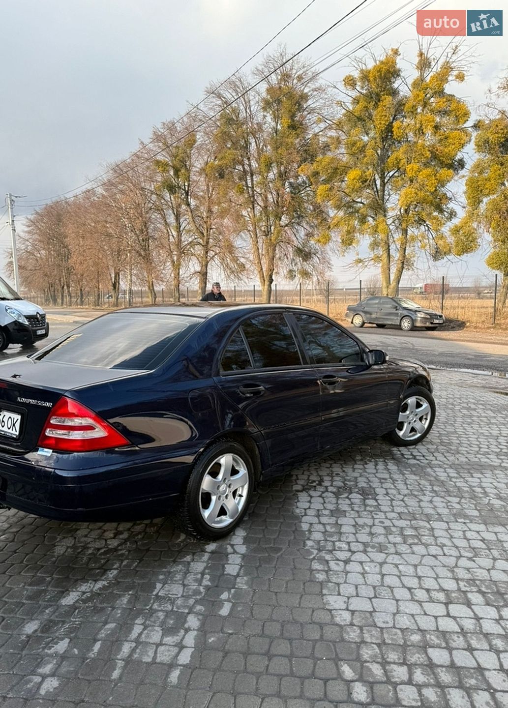 Mercedes-Benz C-Class 2003 VIN WDB2030461F388876 фото оголошення 8 з 35
